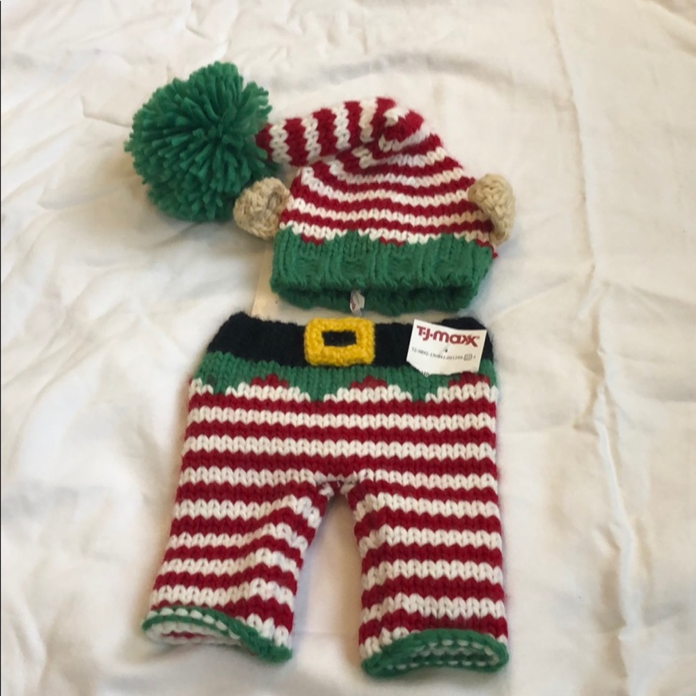 Holiday outfit - never been worn - TJ Maxx